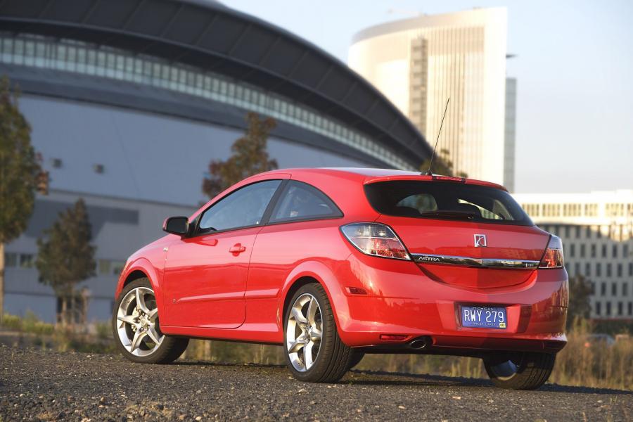  Saturn Astra XR 3-Door 2008 года  (фото 16 из 36)